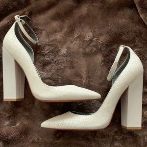 Monika Chiang White Zima Block Heel